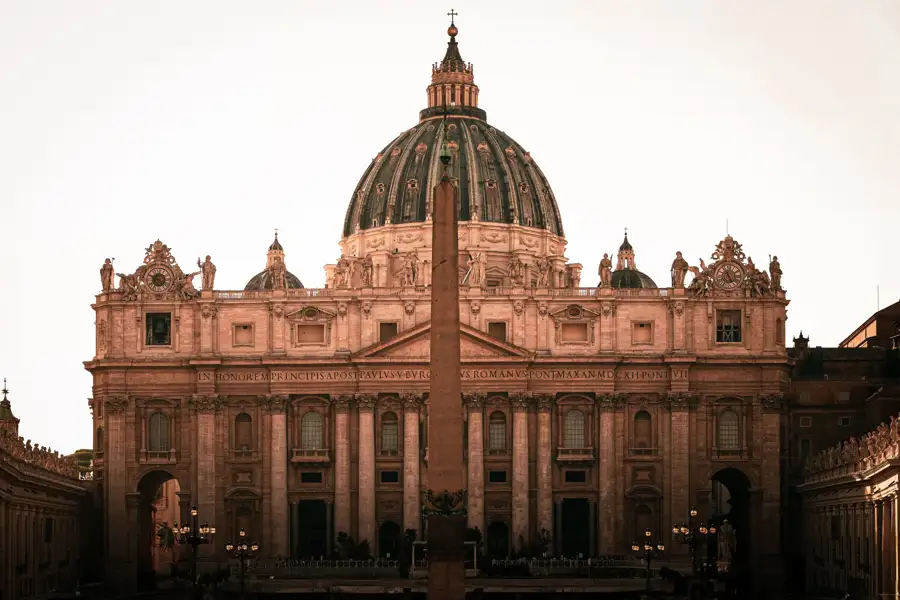 St peters basilica obelisk