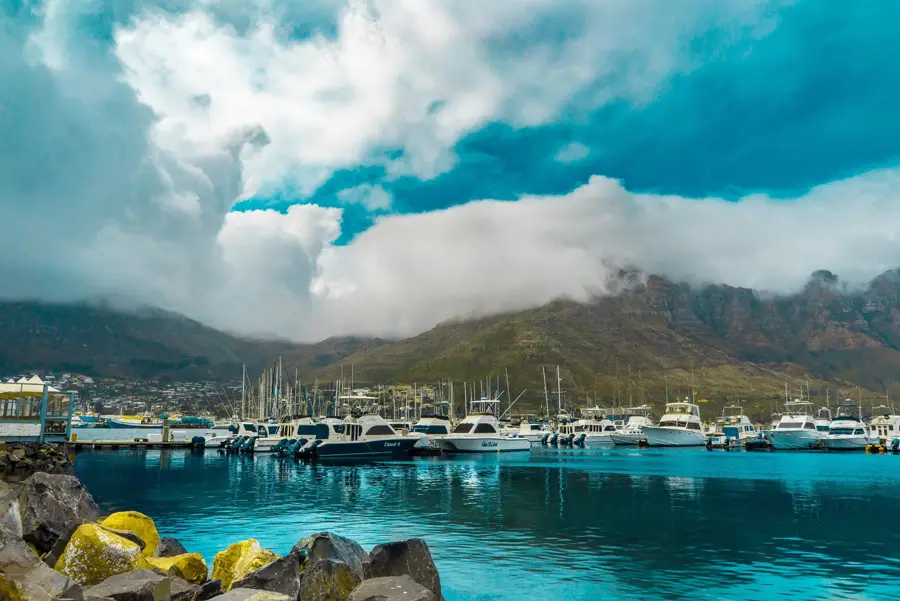 Hout bay marina cloudy mountains
